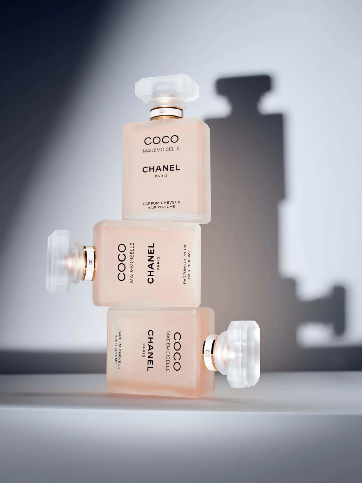 Chanel Coco Mademoiselle Hair Perfume у рожевих флаконах